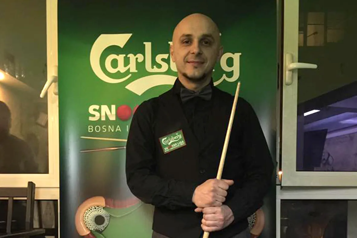 Pobjednici trećeg kola Carlsberg Snooker lige BiH u Tuzli Robert Kovačević i Muris Katanić.